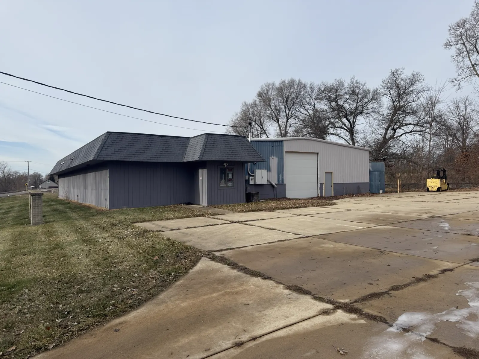 Jackson - Freestanding Industrial/Cannabis Warehouse — cannabis property at 5012 Page Avenue, Jackson, MI