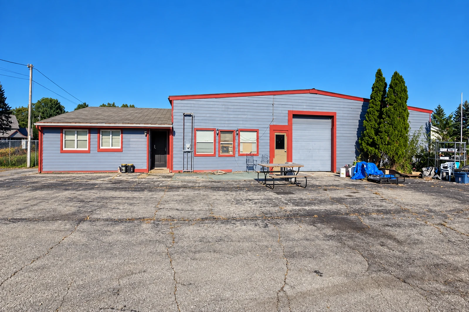 Milton Township (Niles) - Freestanding Commercial/Development Building — commercial property at 33934 U.S. 12, Milton Township (Niles), MI