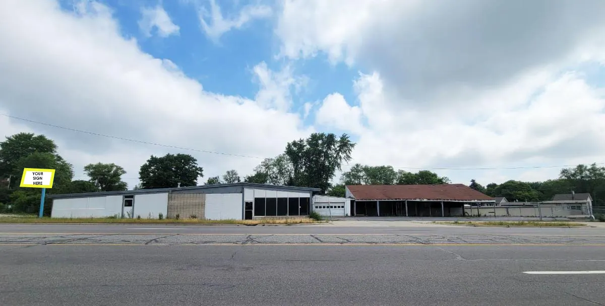 Pontiac - Freestanding Light Industrial/Automotive Warehouse — cannabis property at 860, 870, 900 Cesar E. Chavez Avenue, Pontiac, MI